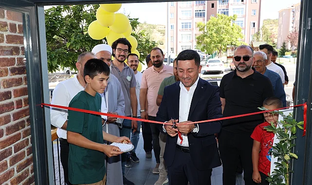 Başkan Arı Bekdik Mahallesi'nde