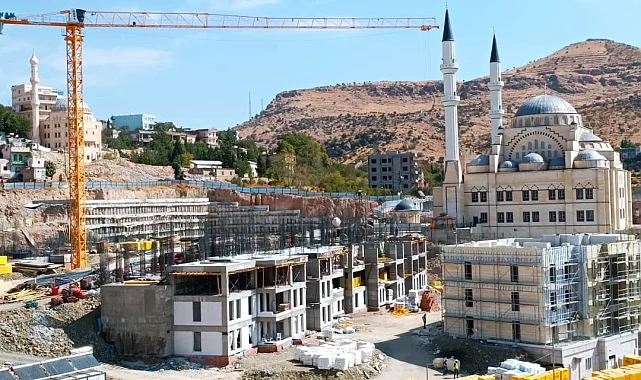 Başkan Demir: " Yeşilli Kentsel Dönüşüm Projesi Türkiye'de örnek projedir"