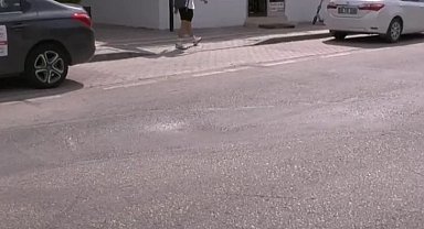 Bursa Çamlıca'nın yolları köstebek yuvasına döndü
