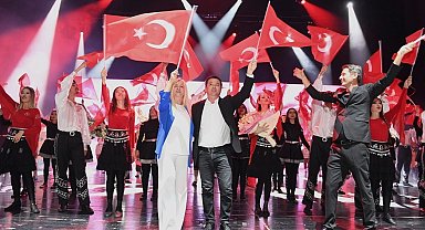 Bursa Osmangazi'de "Zafere 1 Kala" gösterisi