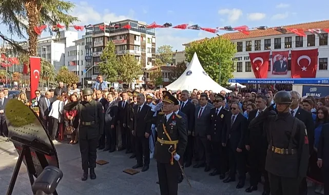 Bursa'da 30 Ağustos Zafer Bayramı coşkuyla kutlanıyor