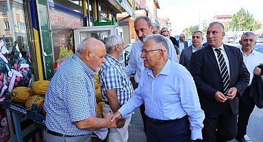 Büyükkılıç, Tomarza'da Dadaloğlu'nun torunları ile buluştu