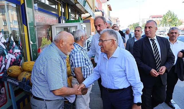 Büyükkılıç, Tomarza'da Dadaloğlu'nun torunları ile buluştu