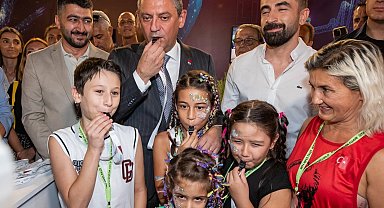 CHP Lideri Özel: "Kentsel dönüşüm için uyarı düdüğü çalacağız"