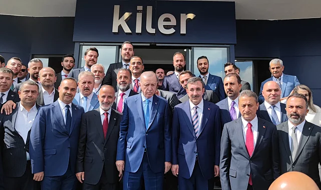 Cumhurbaşkanı Erdoğan, Bitlis'te iplik fabrikası açtı