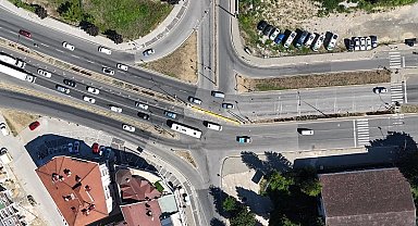 Düzce'de akıllı kavşak trafiğe yine çözüm olmadı!
