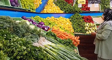 Enflasyona karşı vatandaşlar market indirimleri kovalıyor