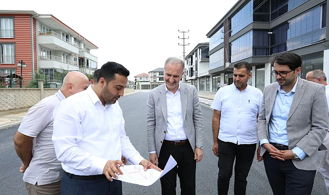 Ertuğrulgazi Mahallesinde tretuvar ve yol kaplama çalışmaları sürüyor