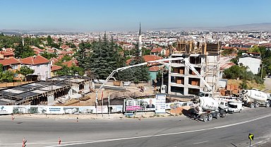 Eskişehir Karapınar'da sönüşüm devam ediyor