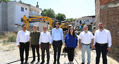 İnegöl'de eski binalar güvenli sokaklara dönüşüyor