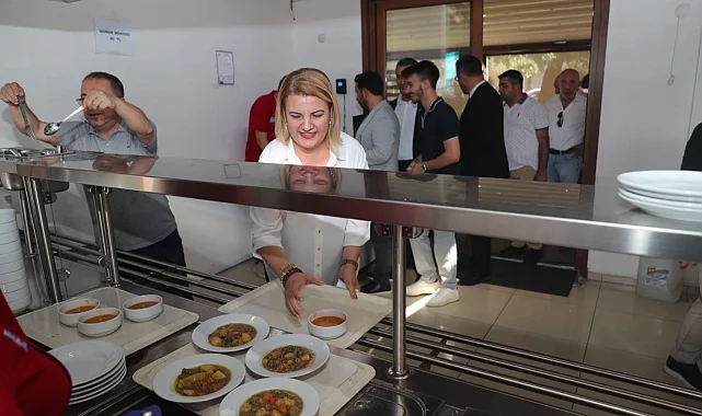 İzmit Kent Lokantası'na Darıca'dan misafirler