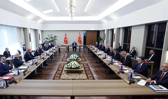 Kabine Ahlat'ta toplandı