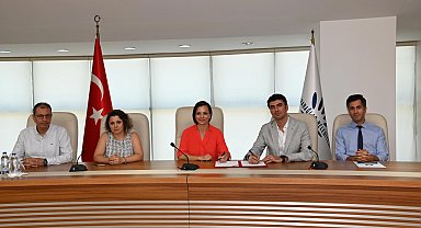 Karabağlar Belediyesi'nden örnek protokol
