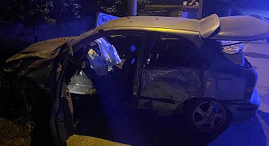 Polisten kaçan sürücü kaza yaptı; 3 kişi yaralandı  