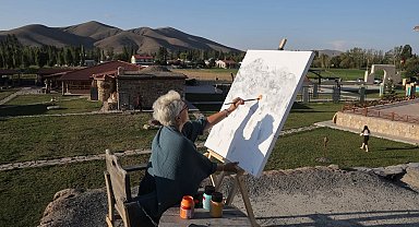 Sanat bu kez Bayburt'ta doğduğu toprağa aktı