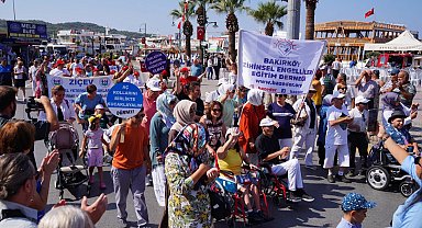 Ayvalık'ta 'Engelliler'le 32'inci buluşma