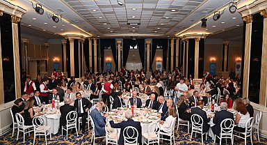 Başkan Bozbey'e RUMELİSİAD'tan ödül