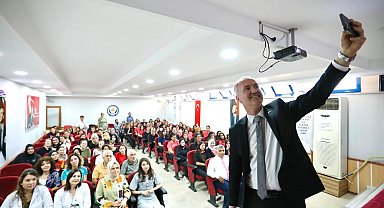 Başkan Taban kariyer gününde lise öğrencileriyle buluştu