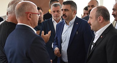 Başkan Yılmaz Gökdere Pazarı esnafı ile buluştu