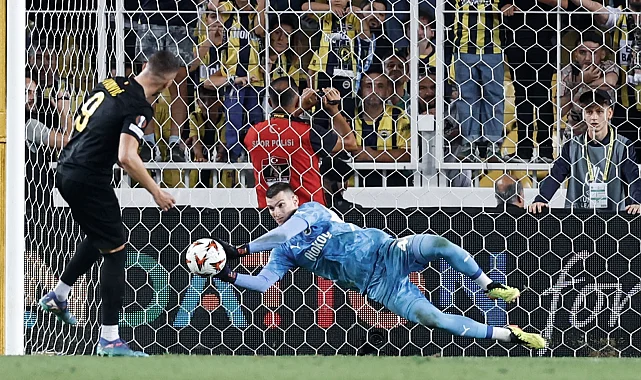 Fenerbahçe UEFA Avrupa'ya galibiyetle başladı
