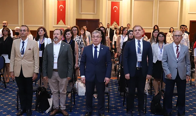 İzmir'de geriatri ile 11'inci buluşma