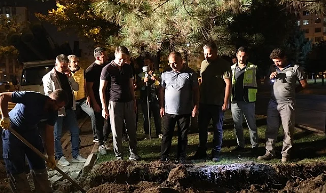 Kayseri Büyükşehir ve KASKİ'den kentin ulaşım konforu için gece yarısı mesaisi