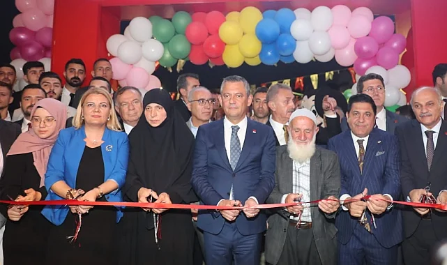 Özgür Özel: Hasan Bitmez hakkı ve haklıyı temsil etmektedir