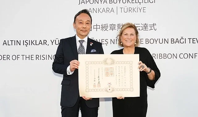 Sabancı, 'Yükselen Güneş Nişanı'na layık görülen ilk Türk Kadın oldu