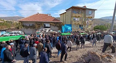 1 köyden aynı gün 5 cenaze birden çıktı