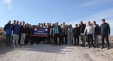 101.'nci yıla özel 101 genç fidan dikti