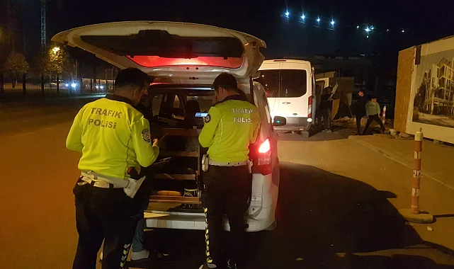 Adıyaman'da Saat Kulesi önünde kaza