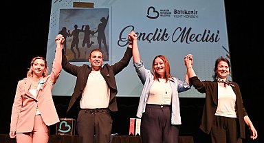 Ahmet Akın: Gençler Balıkesir'de kalacak