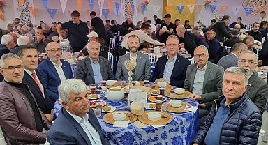 AK Parti Tavşanlı'da delegeleri ile bir araya geldi