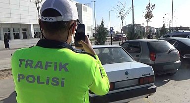 Aksaray'da engelli park yerine araç bırakan sürücülere af yok