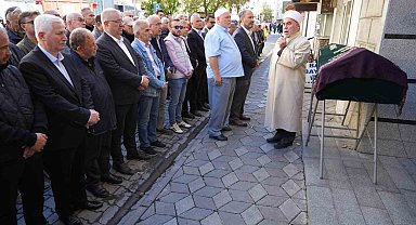 Aksaray'daki kazada yaralanarak tedavi gördüğü hastanede hayatını kaybeden Hafize Çimen, Edremit'te defnedildi