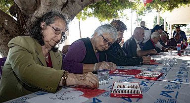 Alzheimer hastaları Cumhuriyet Bayramı'nı kutladı