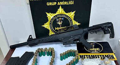 Araç altına zulalanmış uyuşturucu bulundu