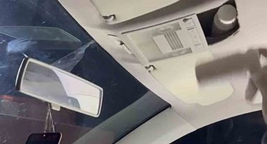 Aracın tavanından uyuşturucu çıktı: 3 gözaltı