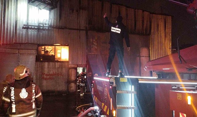 Ataşehir'de kimyasal madde deposunda yangın