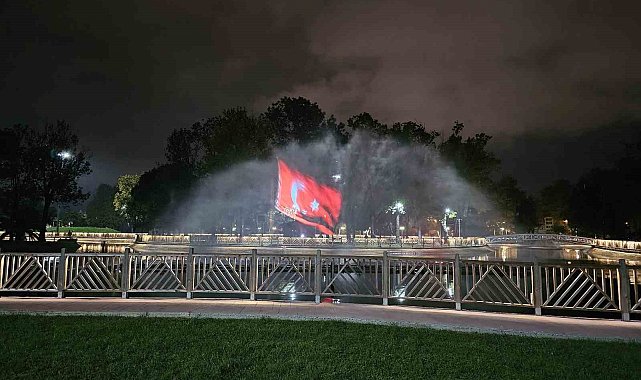 Aziz Duran Parkı'nda Cumhuriyet'in 101'inci yaşında büyüleyici gösteri