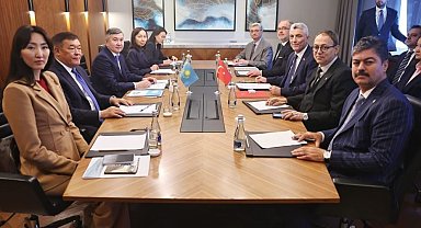 Bakan Bolat, Kazakistan Başbakan Yardımcısı ve Ulusal Ekonomi Bakanı Nurlan Baibazarov ile görüştü