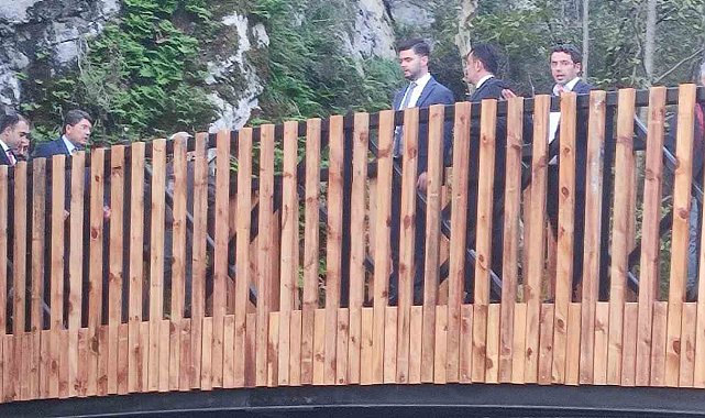 Bakan Tunç, kesin korunacak hassas alan olarak tescil edilen Ulukaya Şelalesi'nde inceleme yaptı