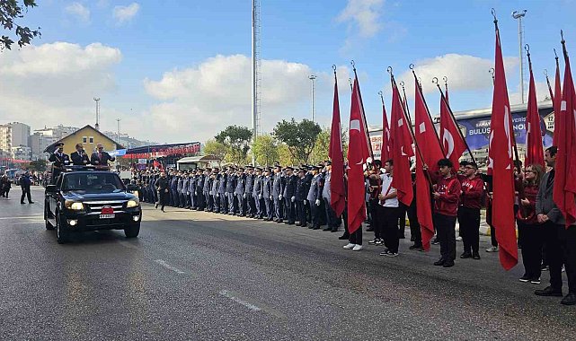 Bandırma'da 29 Ekim coşkusu