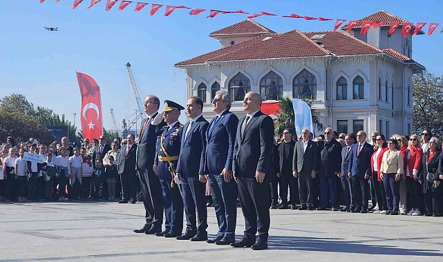 Bandırma'da 29 Ekim Cumhuriyet Bayramı coşkusu