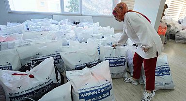 Beylikdüzü'nde bin 500 çocuğa eğitim desteği sunuluyor