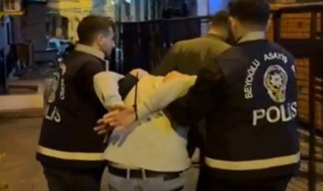 Beyoğlu'nda genç kızı taciz eden 2 şahıs tutuklandı