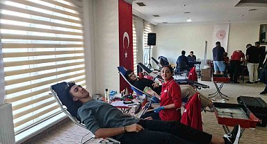 Beyşehir'de öğrenciler "Bir kan, bir can" dedi