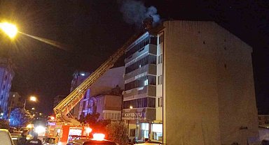 Bilecik'te çatı katında çıkan yangını korkuttu