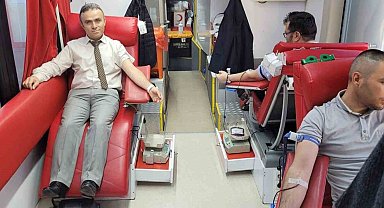 Bilecik'te duyarlı 40 kişi kan bağışında bulundu