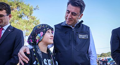Bilecik'te çiftçiye marul fidesi dağıtıldı